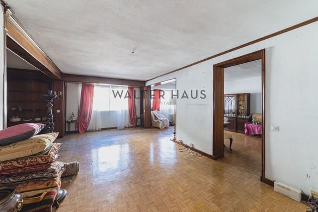 2 soveværelse Lejlighed til salg i Almagro, Madrid by - € 1.975.000 (Ref: 9787895)