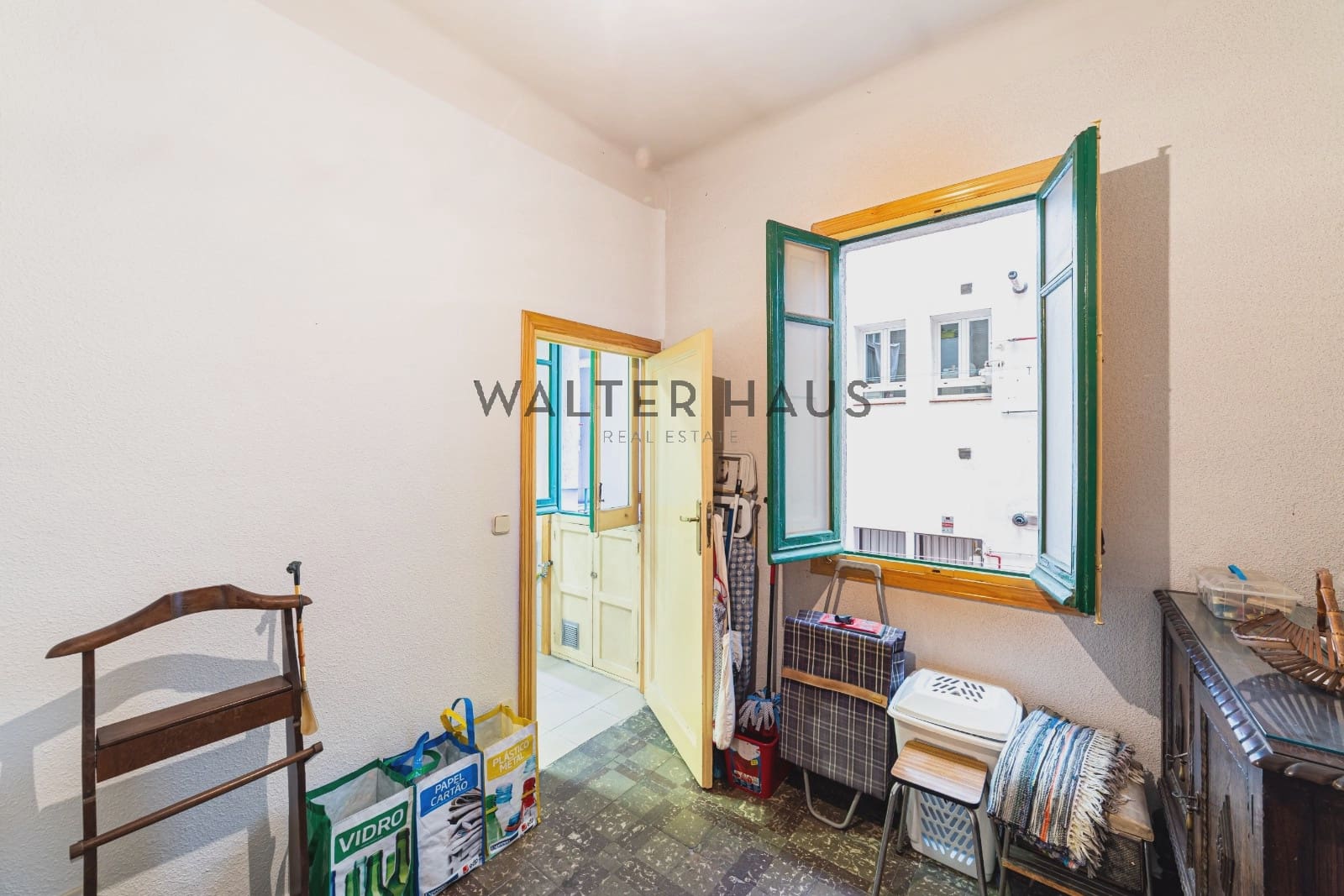 5 Zimmer Wohnung zu verkaufen in Madrid Stadt - 980.000 € (Ref: 9789654)