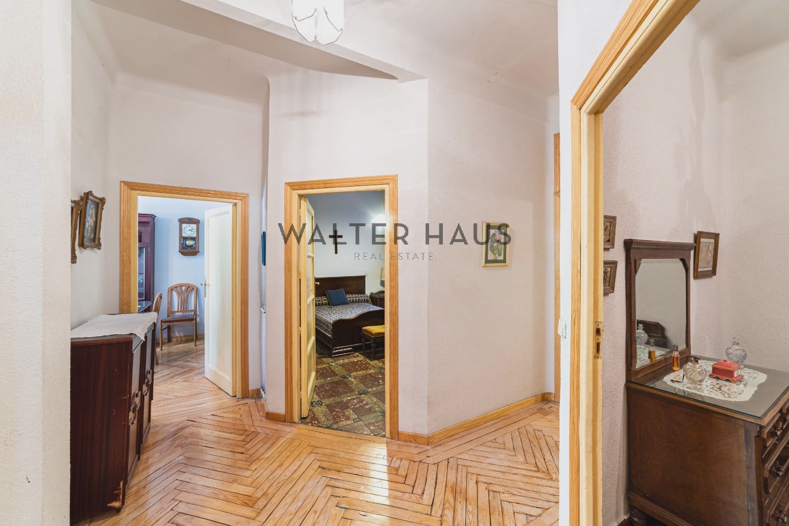 5 Zimmer Wohnung zu verkaufen in Madrid Stadt - 980.000 € (Ref: 9789654)