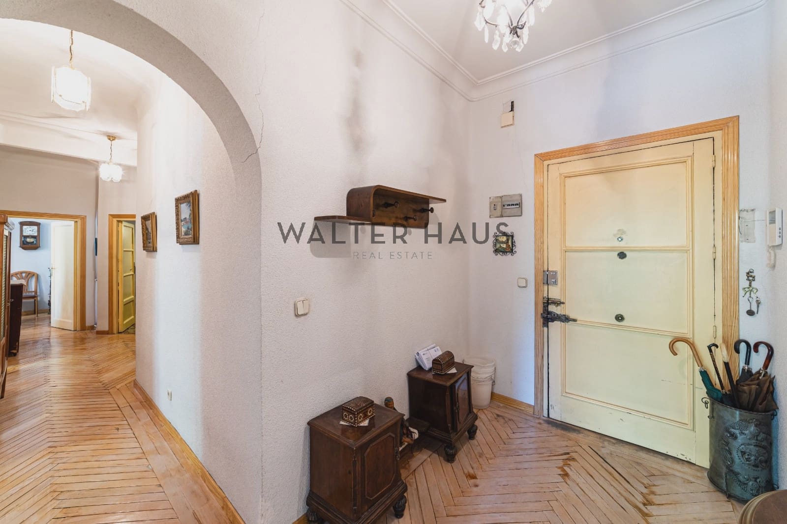 5 Zimmer Wohnung zu verkaufen in Madrid Stadt - 980.000 € (Ref: 9789654)