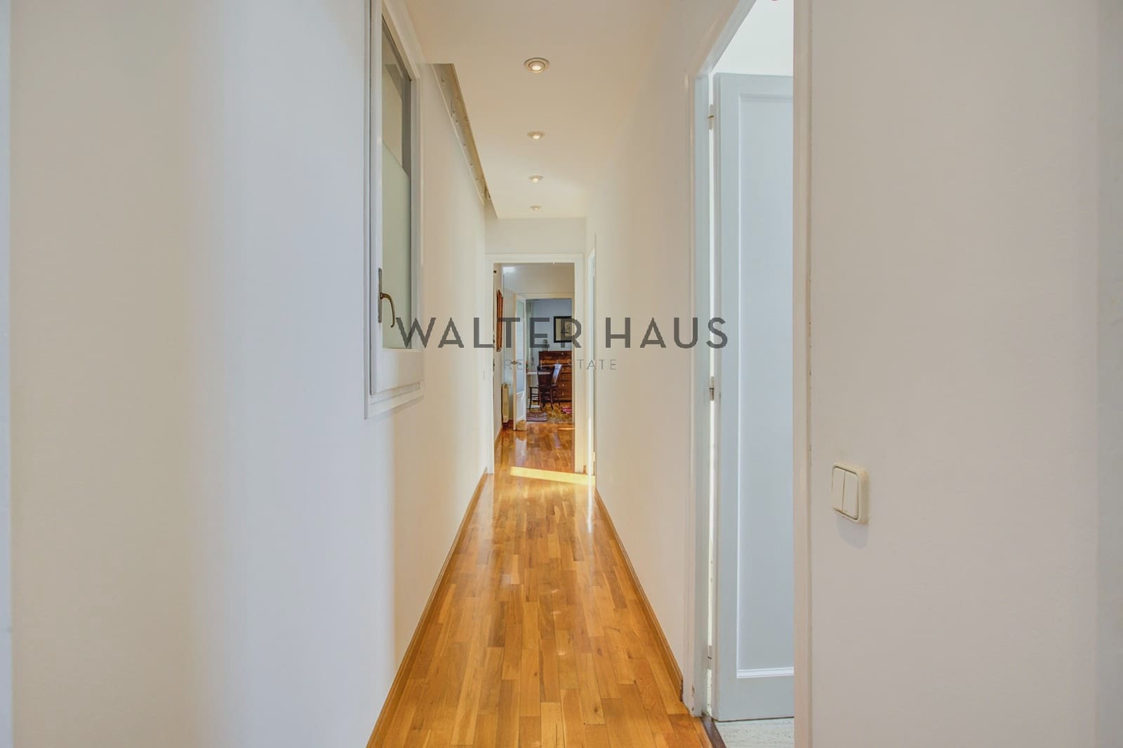 2 makuuhuone Asunto myytävänä paikassa Barcelona kaupunki - 690 000 € (Ref: 9793665)