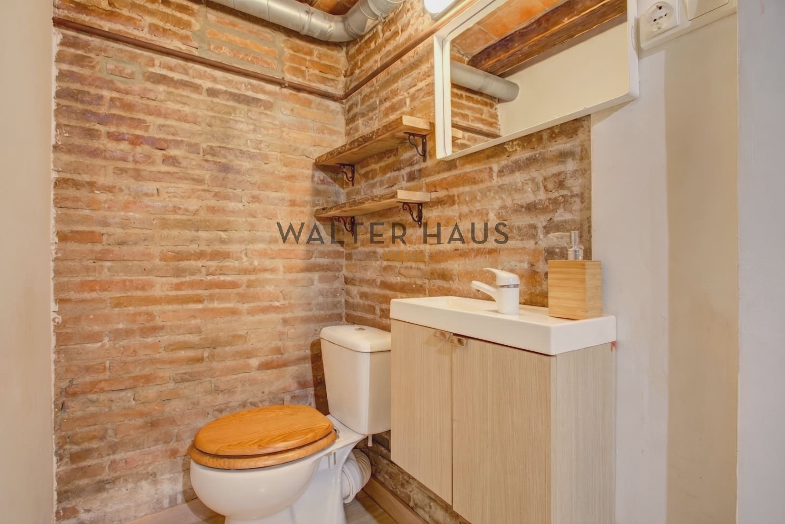 3 soveværelse Lejlighed til salg i Barcelona by - € 835.000 (Ref: 9793666)