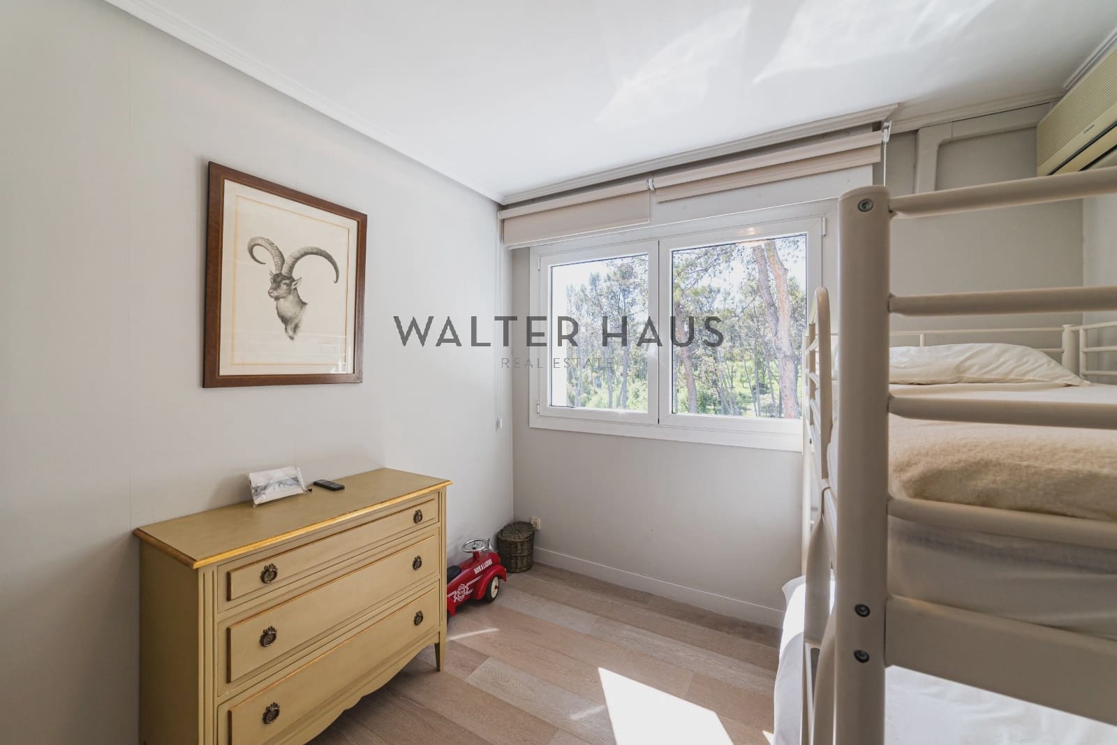 3 slaapkamer Flat te koop in Madrid stad - € 1.050.000 (Ref: 9797522)