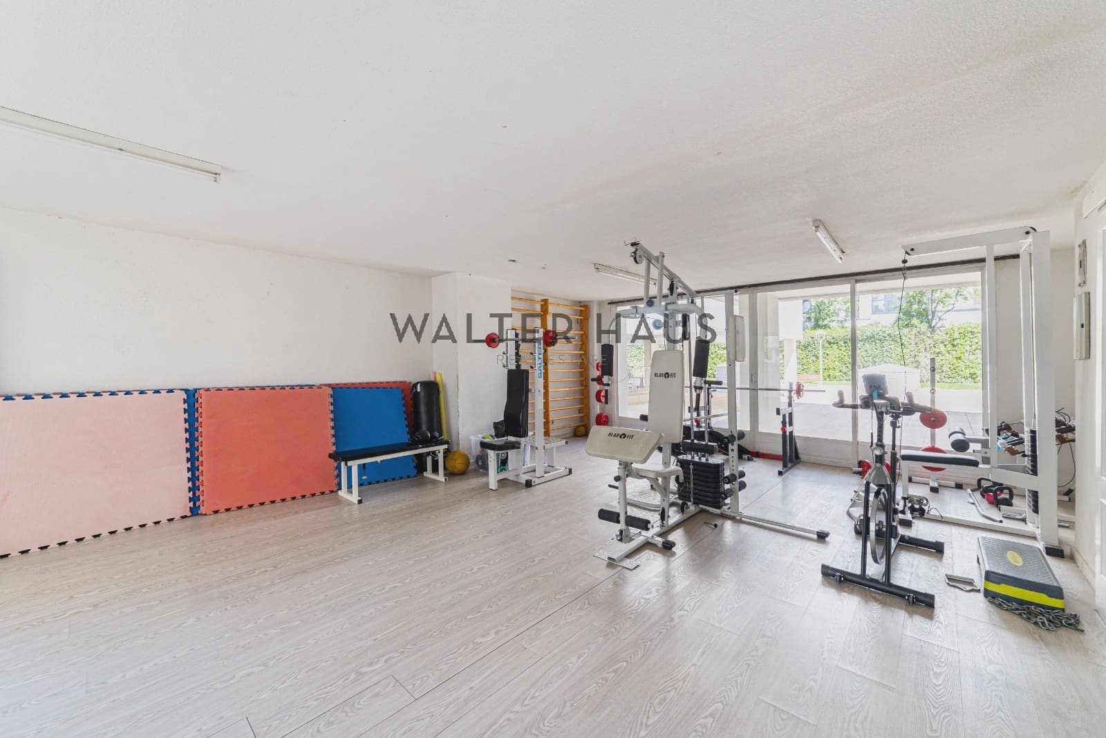 3 slaapkamer Flat te koop in Madrid stad - € 1.050.000 (Ref: 9797522)