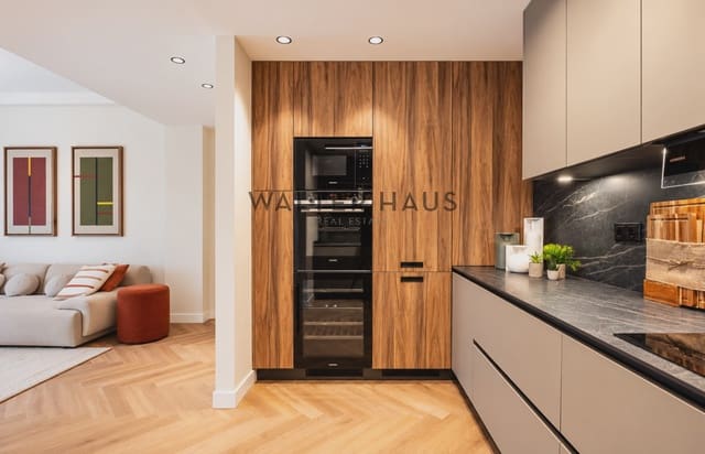 3 slaapkamer Flat te koop in Trafalgar, Madrid stad - € 1.395.000 (Ref: 9802963)