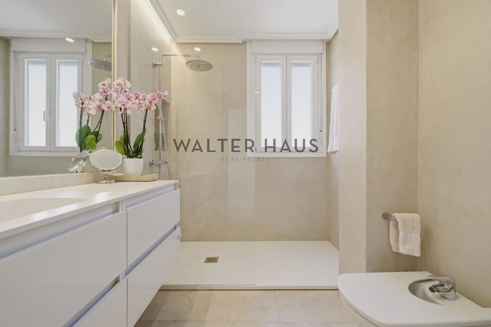 3 quarto Apartamento para venda em Madrid cidade - 1 250 000 € (Ref: 9803810)