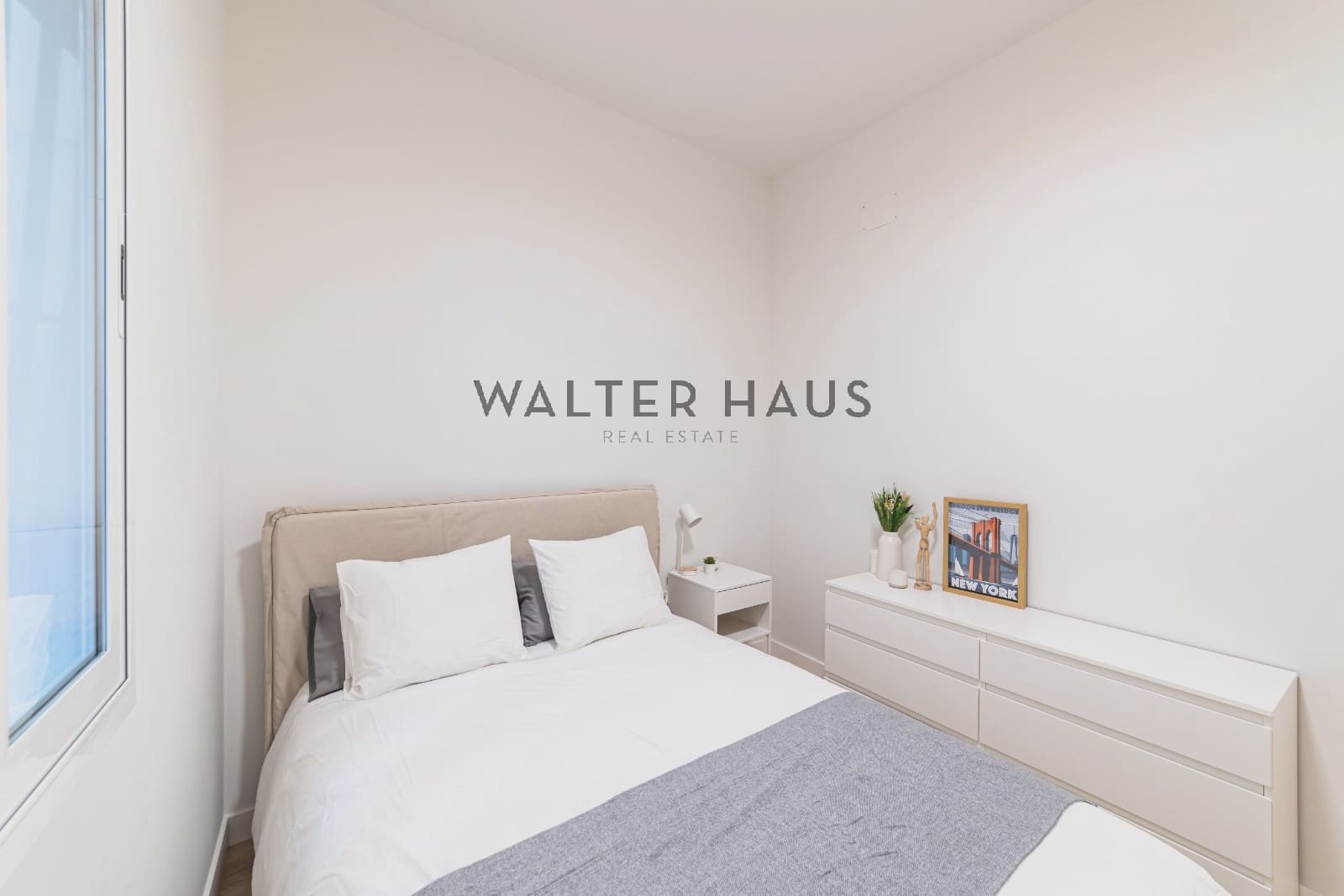 3 bedroom Flat for sale in Madrid city - € 690,000 (Ref: 9805445)