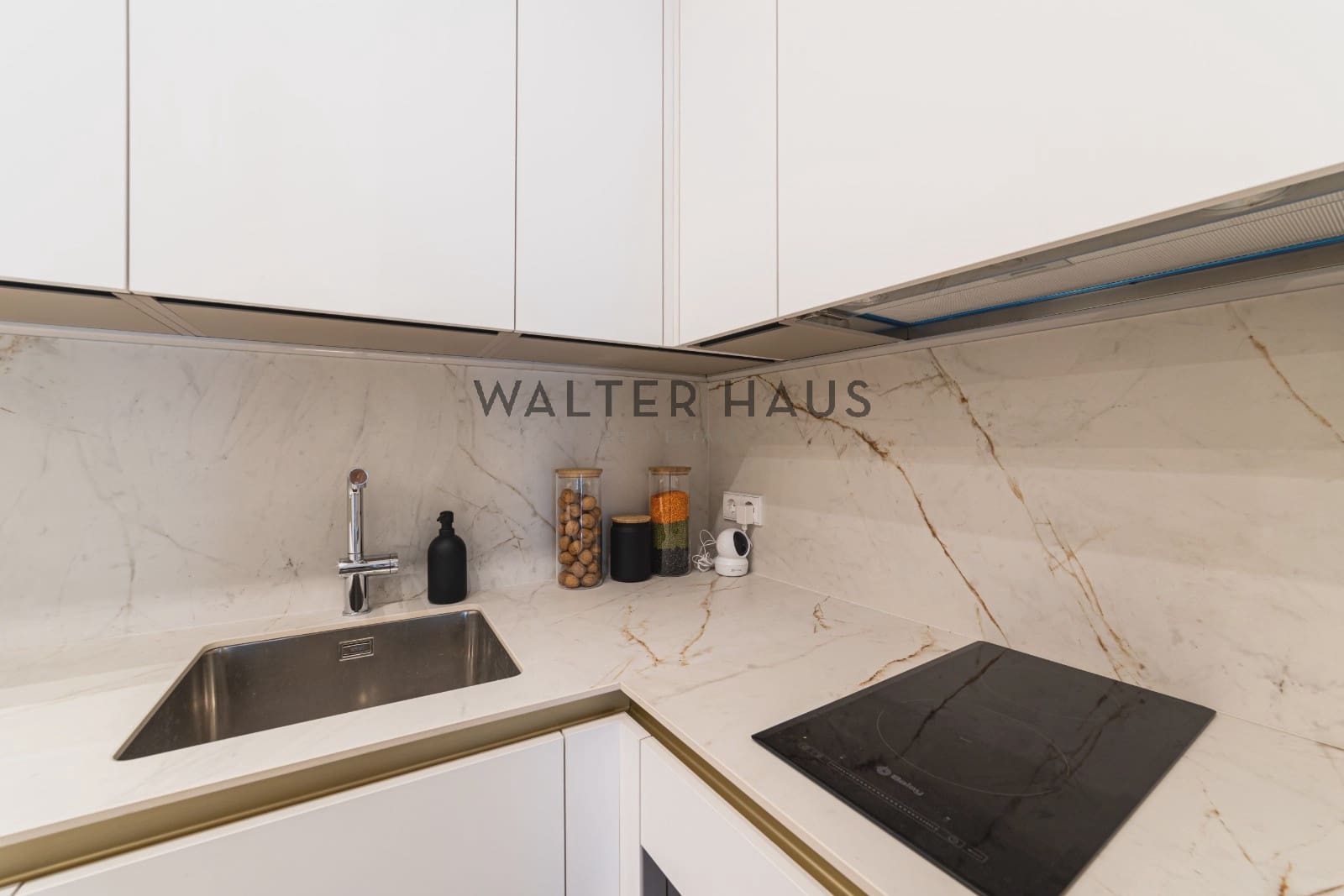 3 slaapkamer Flat te koop in Madrid stad - € 598.000 (Ref: 9805445)