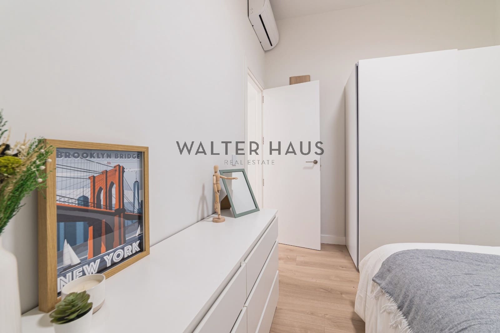 3 slaapkamer Flat te koop in Madrid stad - € 598.000 (Ref: 9805445)