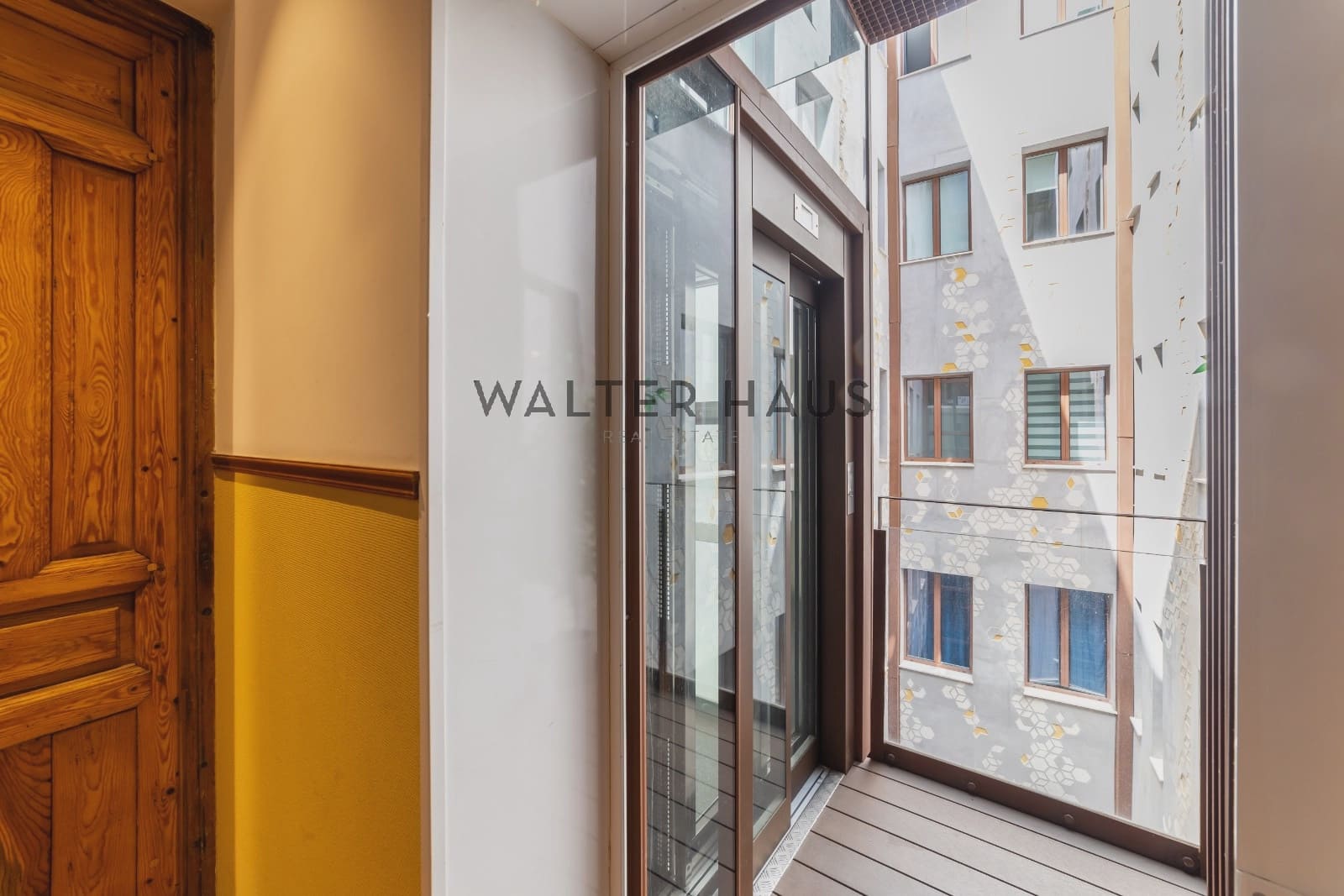 2 bedroom Flat for sale in Madrid city - € 685,000 (Ref: 9805585)