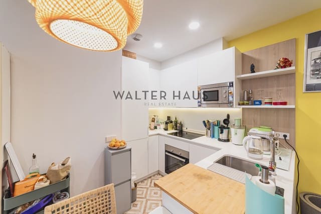 2 bedroom Flat for sale in Palacio, Madrid city - € 685,000 (Ref: 9805585)