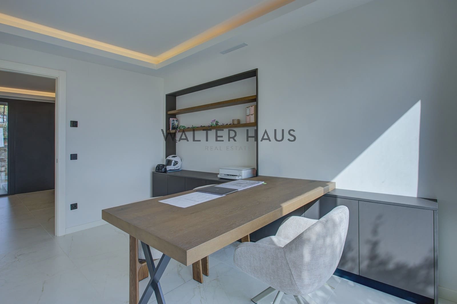 6 bedroom Flat for sale in Sant Feliu de Guixols - € 3,980,000 (Ref: 9819335)