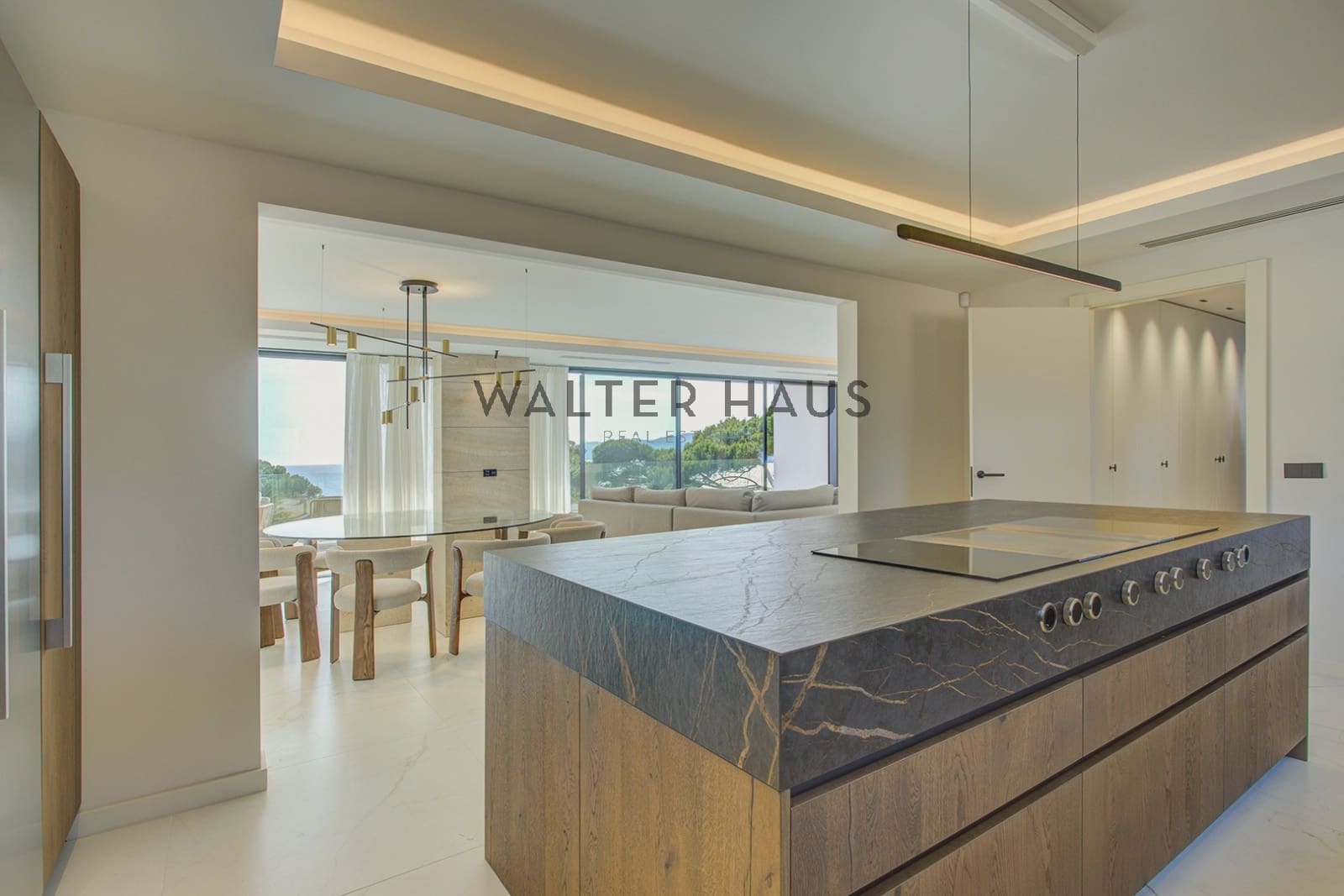 6 bedroom Flat for sale in Sant Feliu de Guixols - € 3,980,000 (Ref: 9819335)