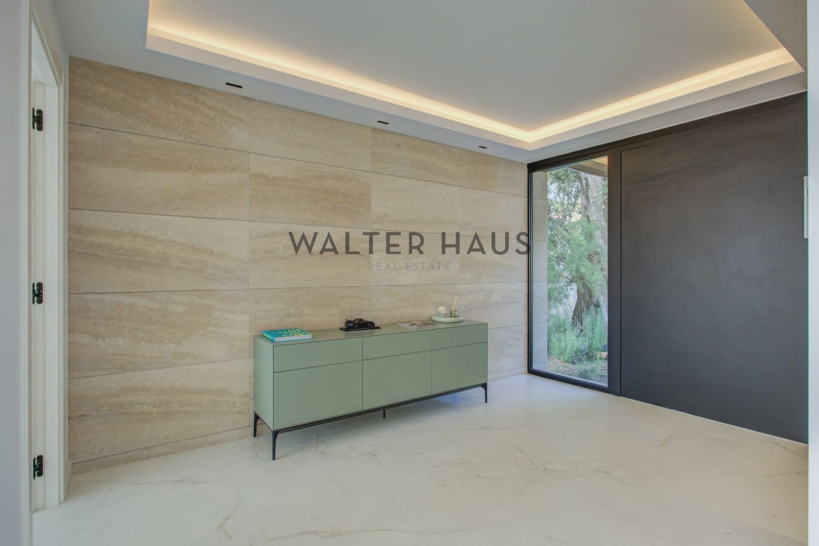 6 bedroom Flat for sale in Sant Feliu de Guixols - € 3,980,000 (Ref: 9819335)