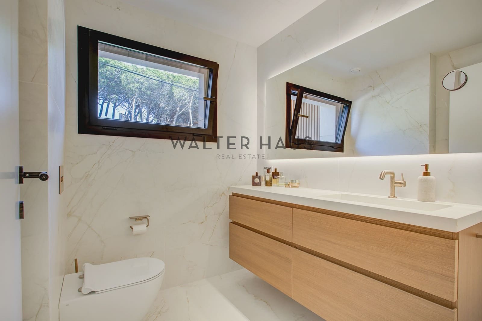 6 bedroom Flat for sale in Sant Feliu de Guixols - € 3,980,000 (Ref: 9819335)