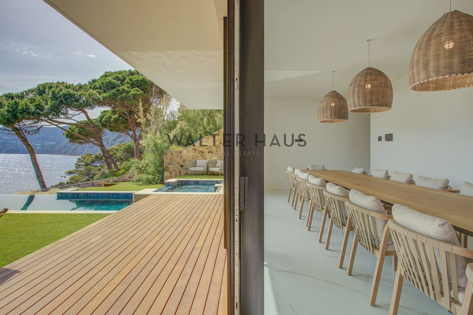 6 bedroom Flat for sale in Sant Feliu de Guixols - € 3,980,000 (Ref: 9819335)