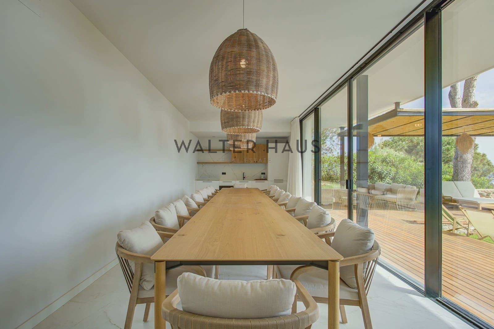 6 bedroom Flat for sale in Sant Feliu de Guixols - € 3,980,000 (Ref: 9819335)