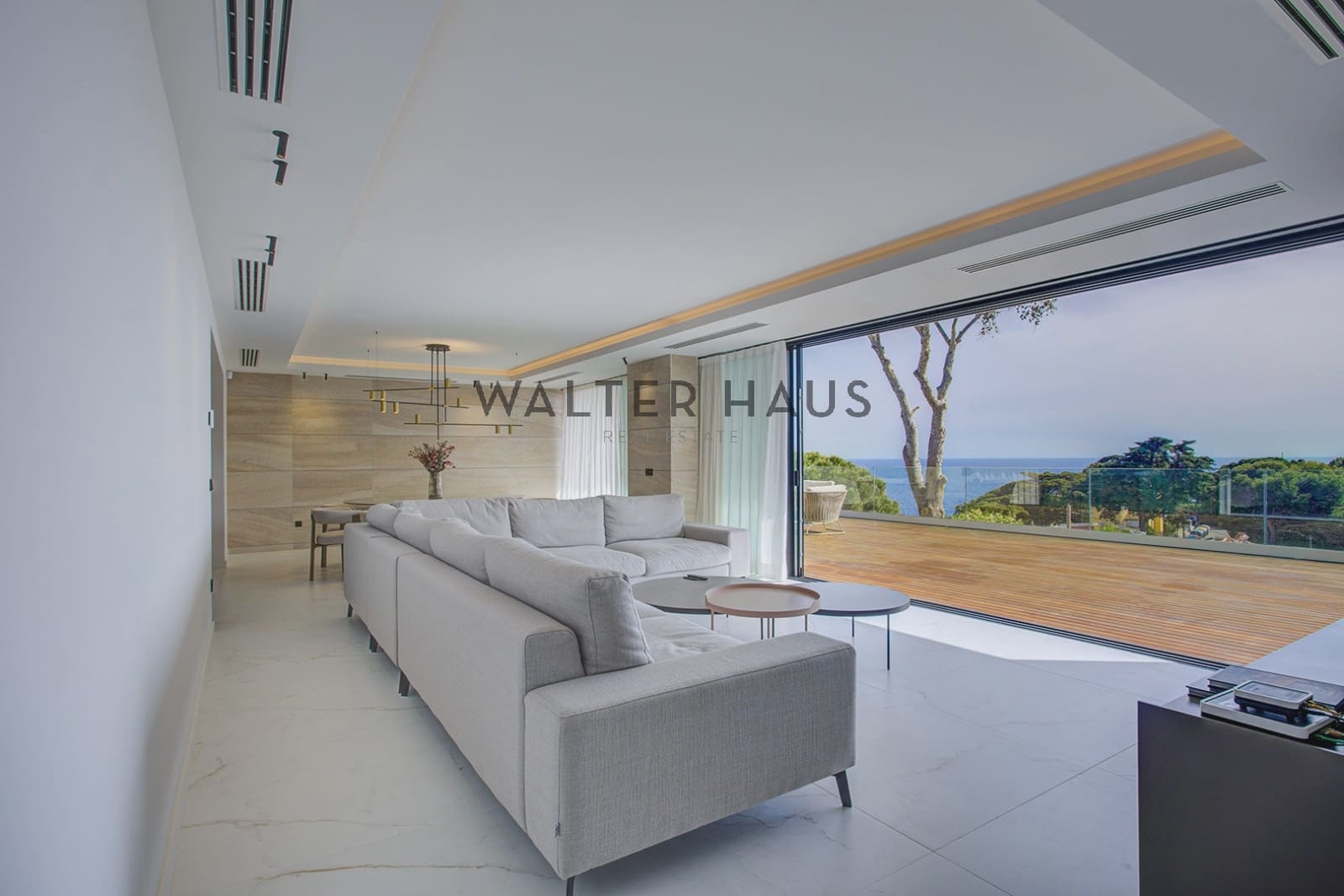 6 bedroom Flat for sale in Sant Feliu de Guixols - € 3,980,000 (Ref: 9819335)