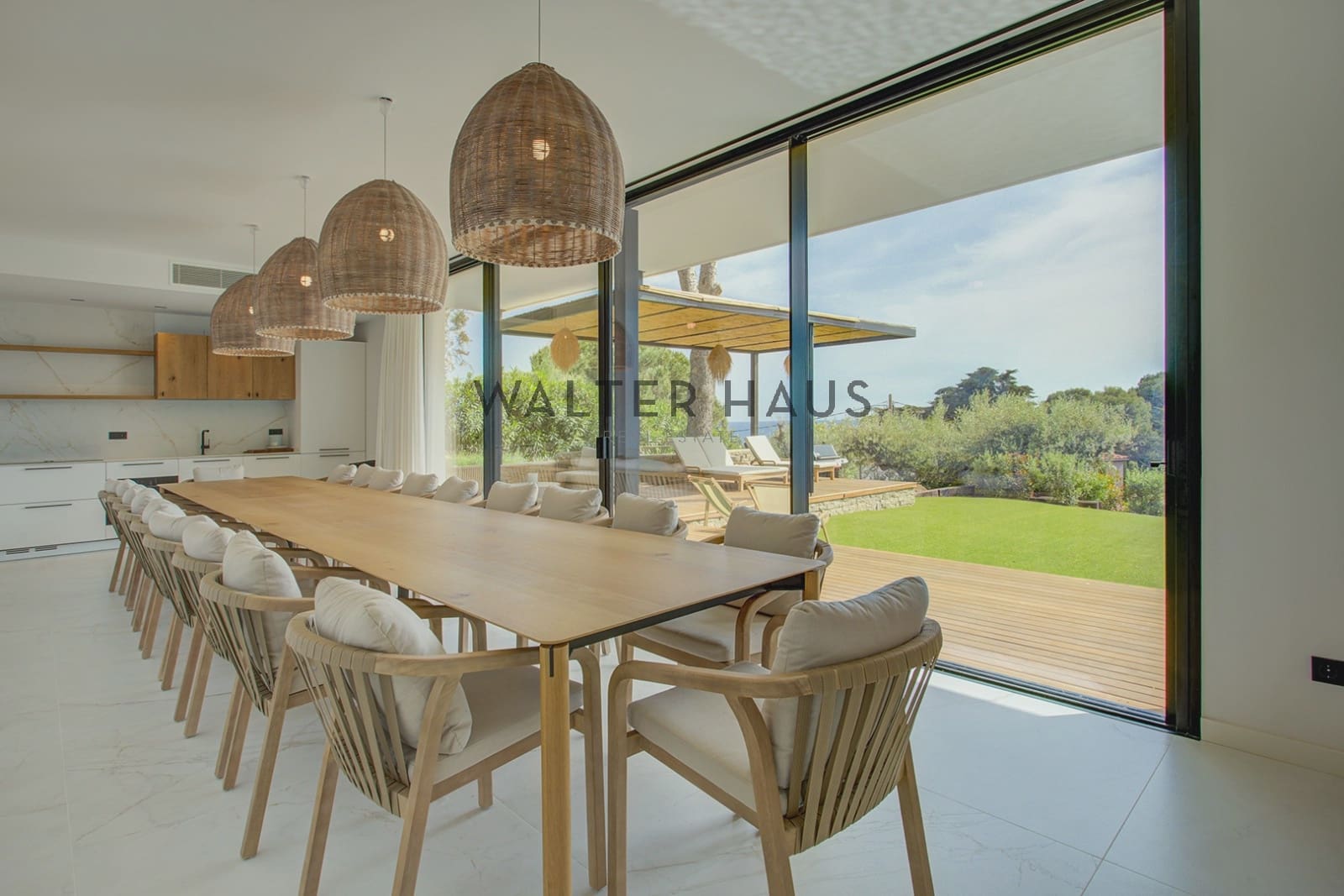 6 bedroom Flat for sale in Sant Feliu de Guixols - € 3,980,000 (Ref: 9819335)