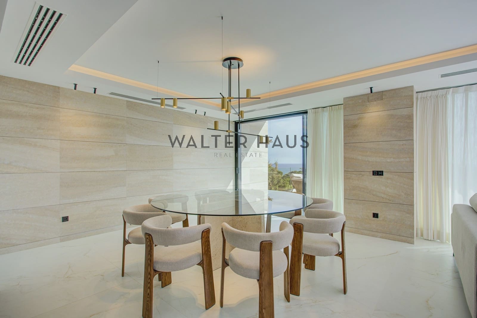6 bedroom Flat for sale in Sant Feliu de Guixols - € 3,980,000 (Ref: 9819335)