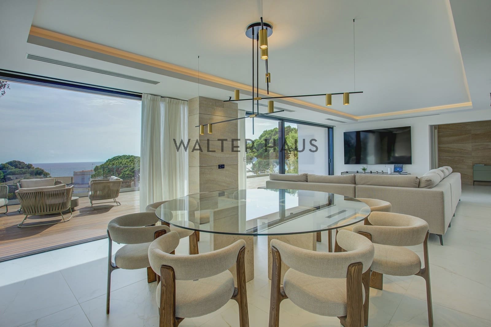 6 bedroom Flat for sale in Sant Feliu de Guixols - € 3,980,000 (Ref: 9819335)