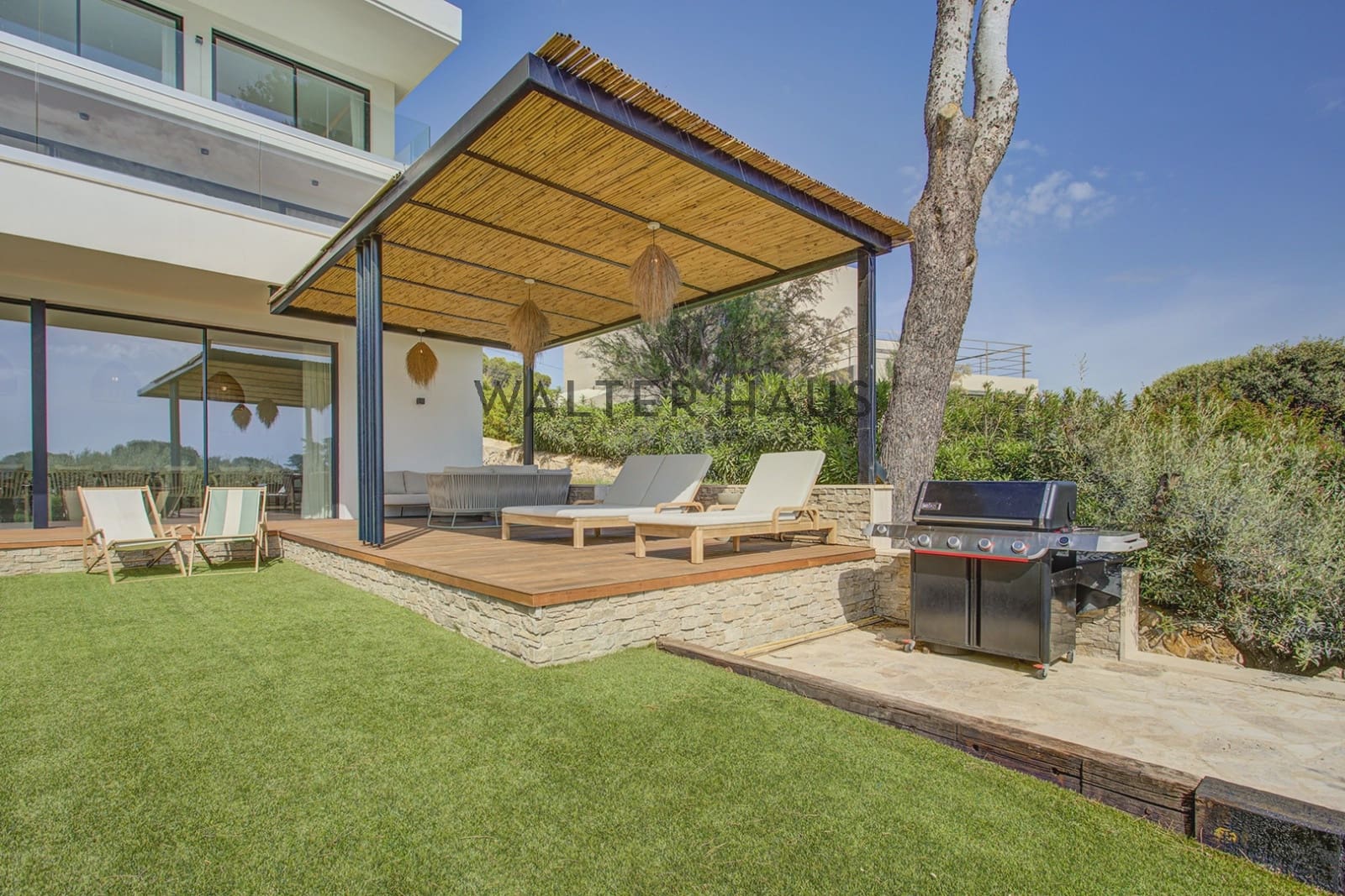 6 bedroom Flat for sale in Sant Feliu de Guixols - € 3,980,000 (Ref: 9819335)
