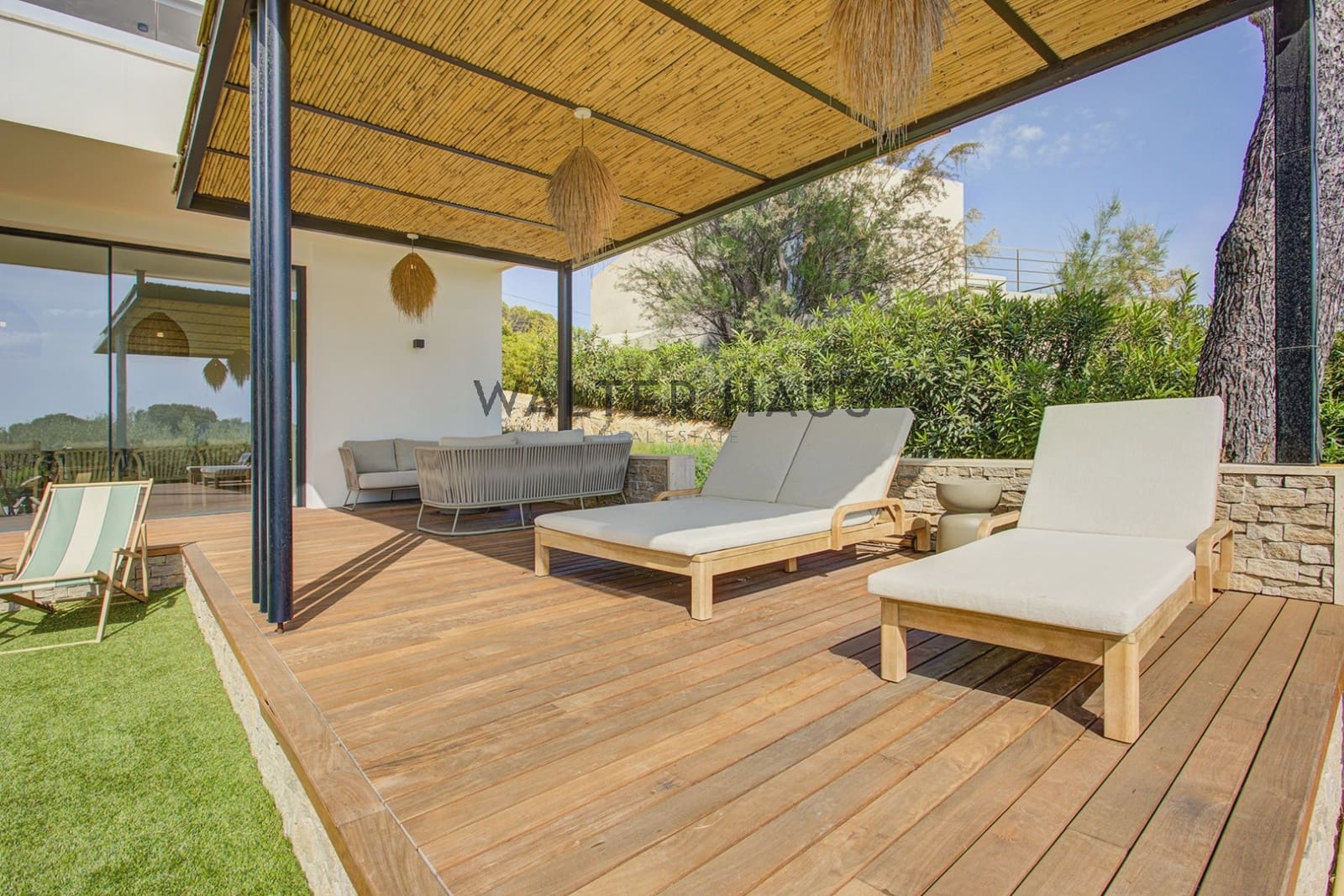 6 bedroom Flat for sale in Sant Feliu de Guixols - € 3,980,000 (Ref: 9819335)