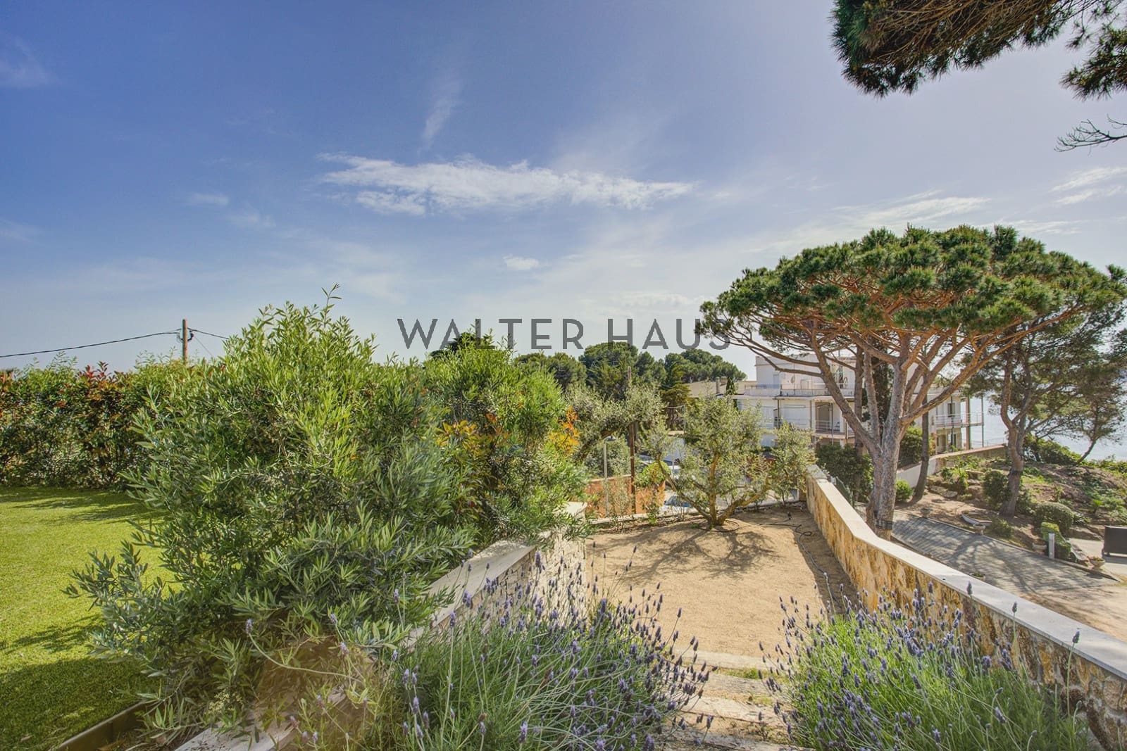6 bedroom Flat for sale in Sant Feliu de Guixols - € 3,980,000 (Ref: 9819335)