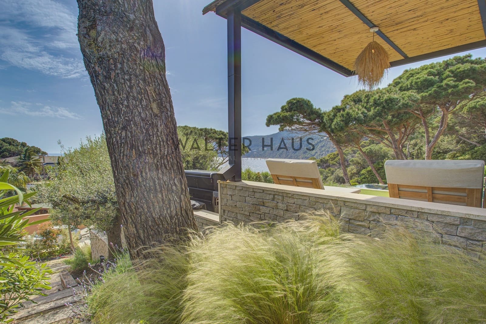 6 bedroom Flat for sale in Sant Feliu de Guixols - € 3,980,000 (Ref: 9819335)