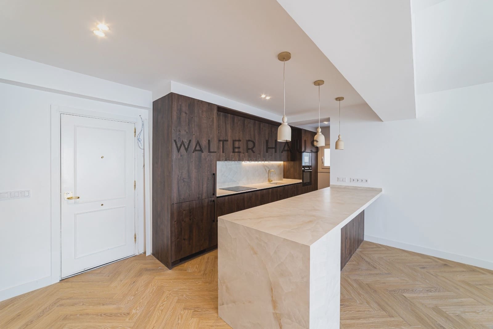2 bedroom Flat for sale in Madrid city - € 1,790,000 (Ref: 9824048)