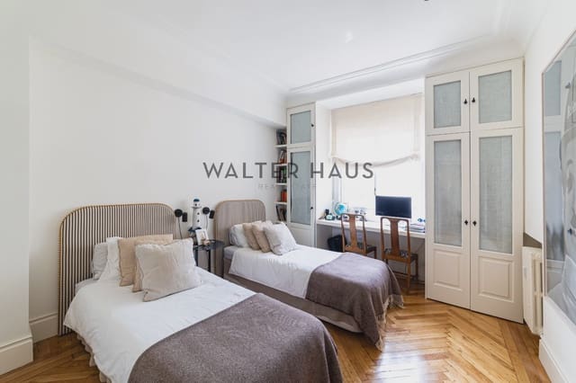 5 sypialnia Mieszkanie na sprzedaż w Almagro, Miasto Madryt - 4 000 000 € (Ref: 9827682)
