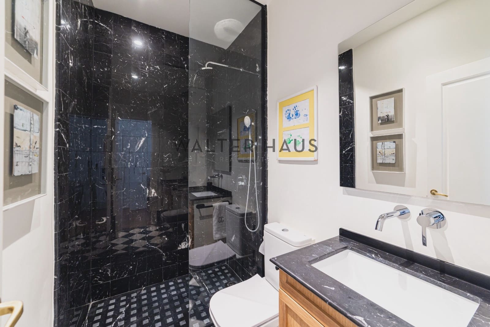 5 slaapkamer Flat te koop in Madrid stad - € 4.000.000 (Ref: 9827682)