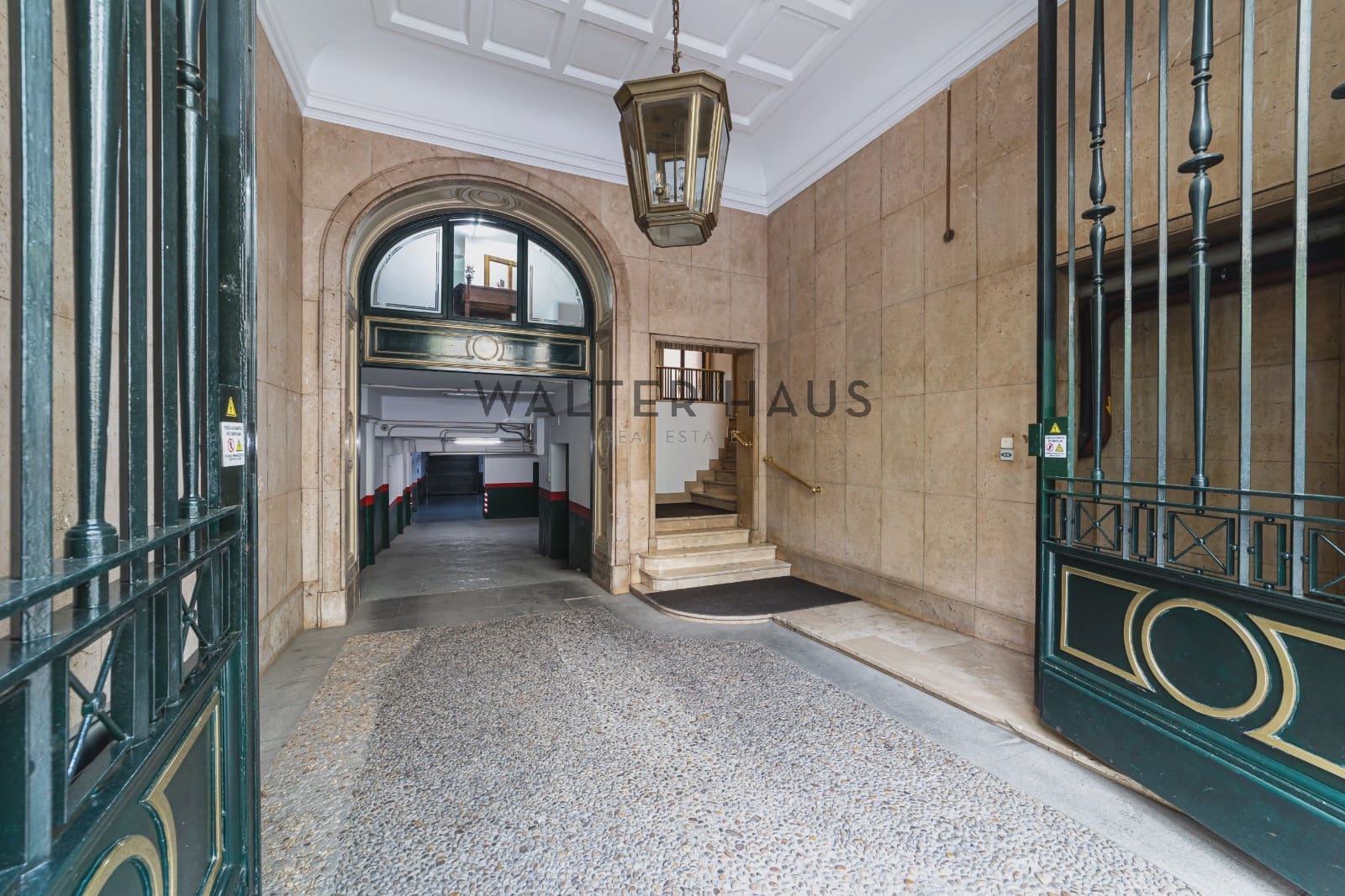 5 slaapkamer Flat te koop in Madrid stad - € 4.000.000 (Ref: 9827682)