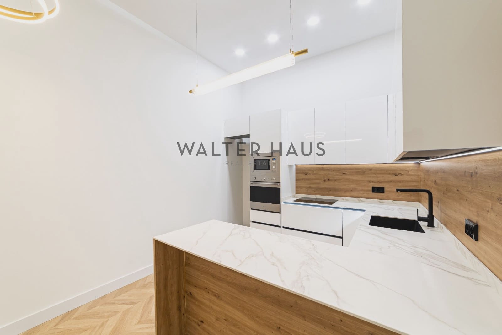 2 bedroom Flat for sale in Madrid city - € 755,000 (Ref: 9827791)