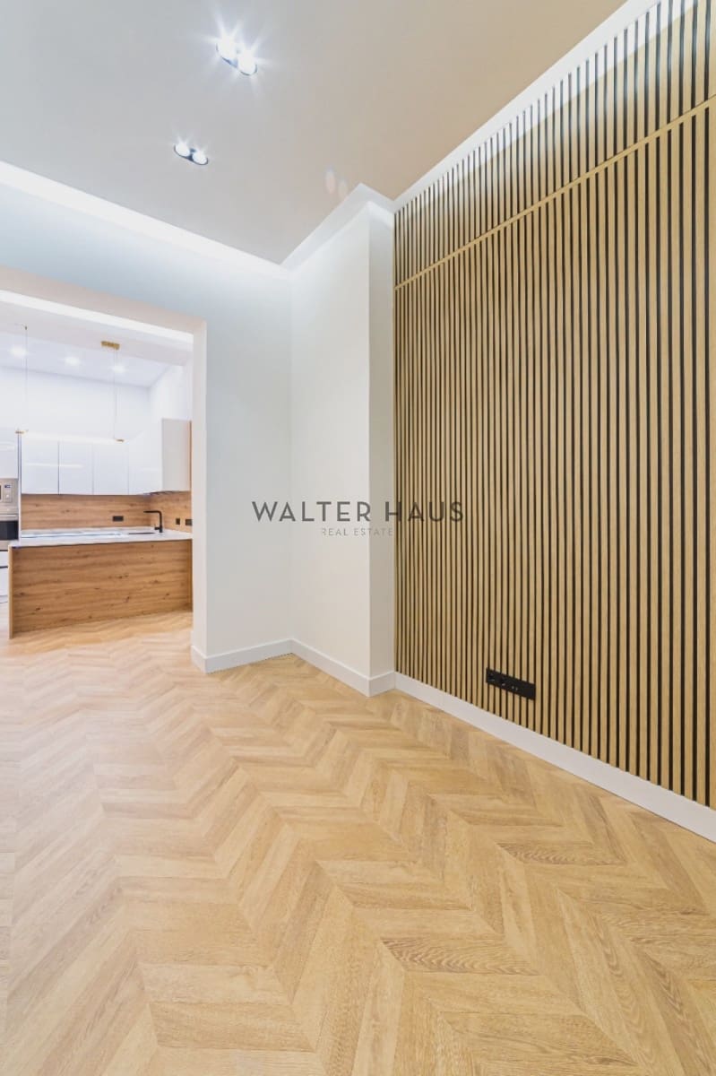 2 bedroom Flat for sale in Madrid city - € 715,000 (Ref: 9827791)