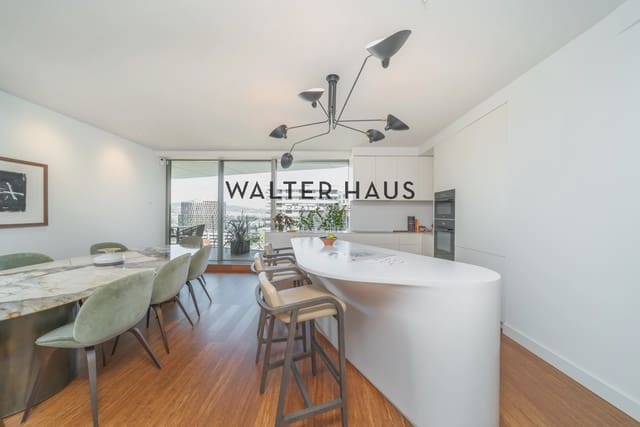 Piso de 3 habitaciones en El Besòs i El Maresme, Barcelona ciudad en venta - 2.396.351 € (Ref: 9827792)
