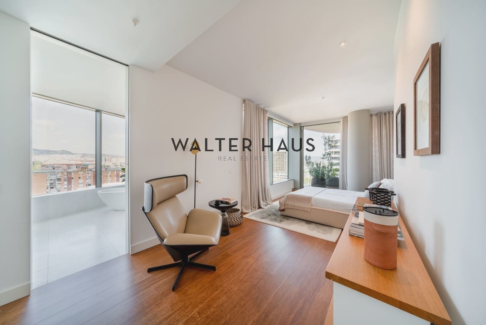 Piso de 3 habitaciones en Barcelona ciudad en venta - 2.396.351 € (Ref: 9827792)