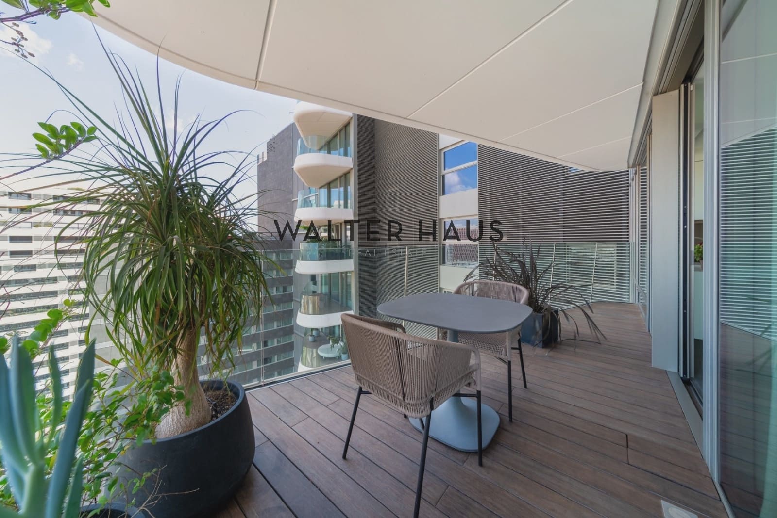 Piso de 3 habitaciones en Barcelona ciudad en venta - 2.396.351 € (Ref: 9827792)