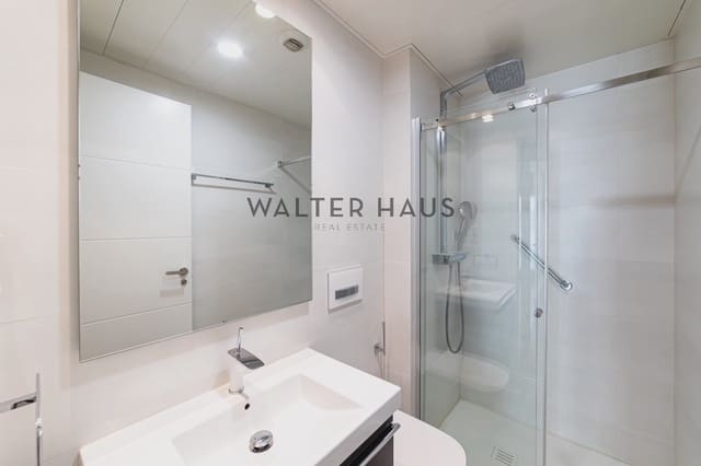 2 slaapkamer Flat te koop in Arapiles, Madrid stad - € 949.000 (Ref: 9832764)