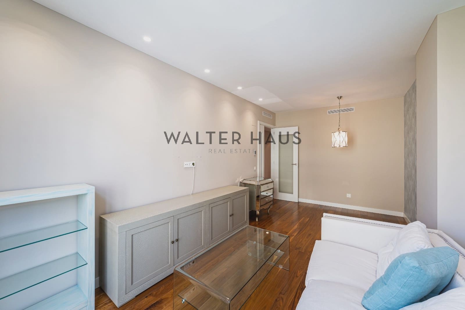 2 bedroom Flat for sale in Madrid city - € 949,000 (Ref: 9832764)