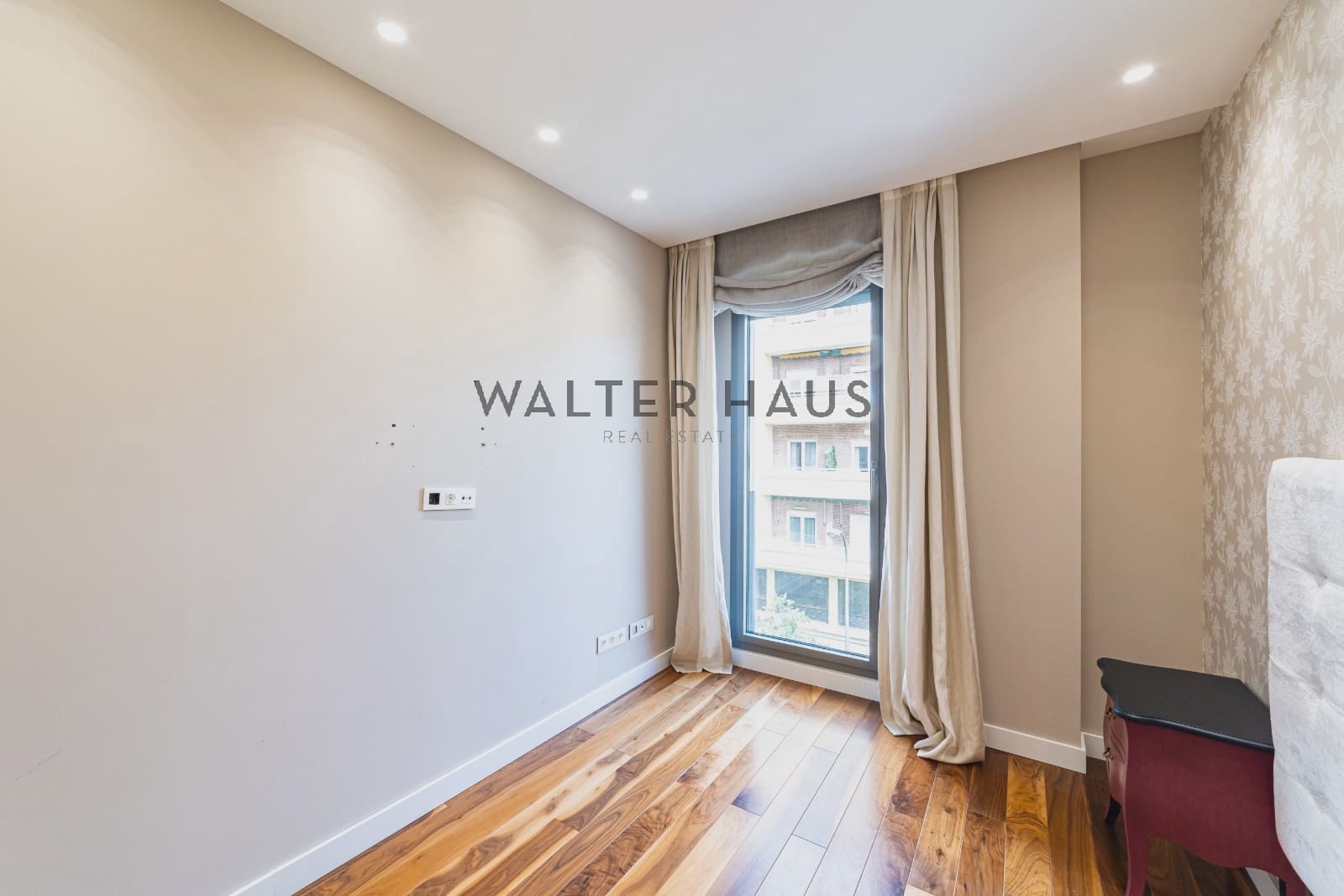 2 bedroom Flat for sale in Madrid city - € 949,000 (Ref: 9832764)