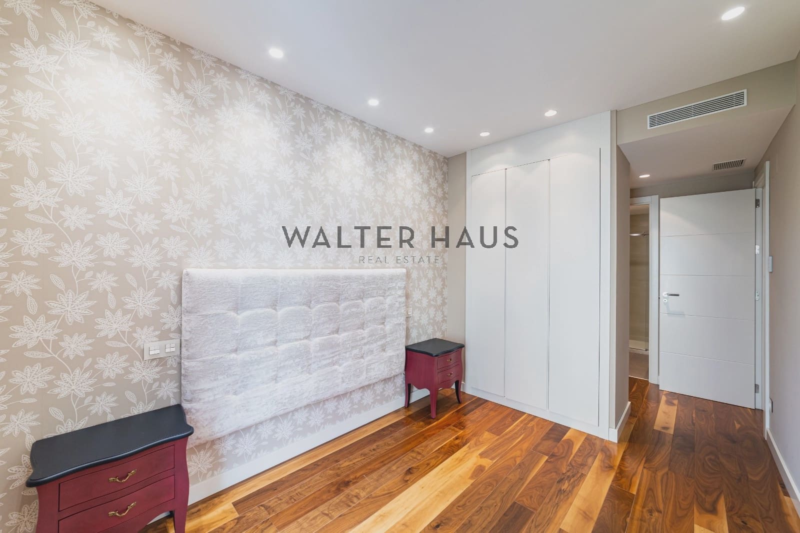 2 bedroom Flat for sale in Madrid city - € 949,000 (Ref: 9832764)