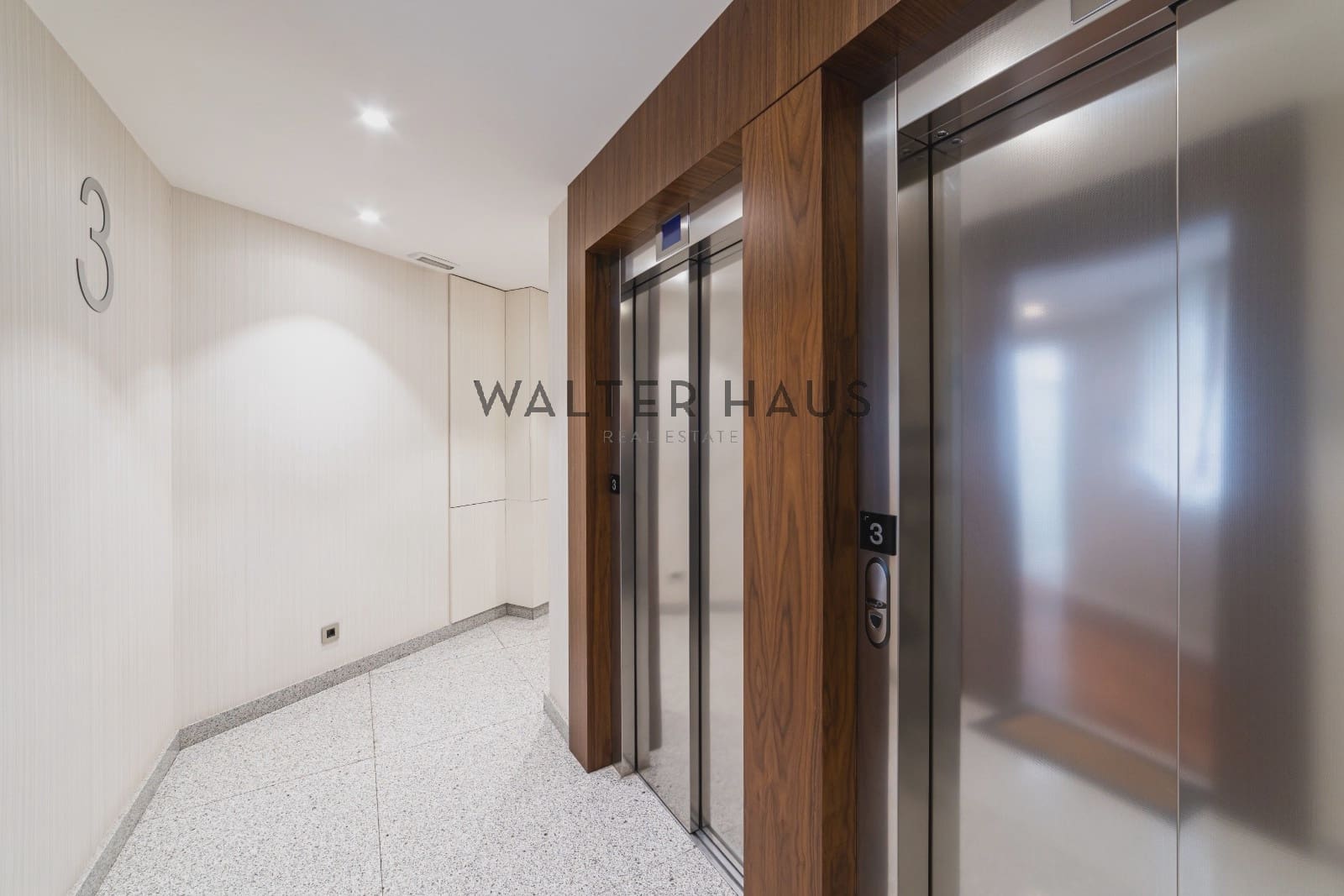 2 bedroom Flat for sale in Madrid city - € 949,000 (Ref: 9832764)