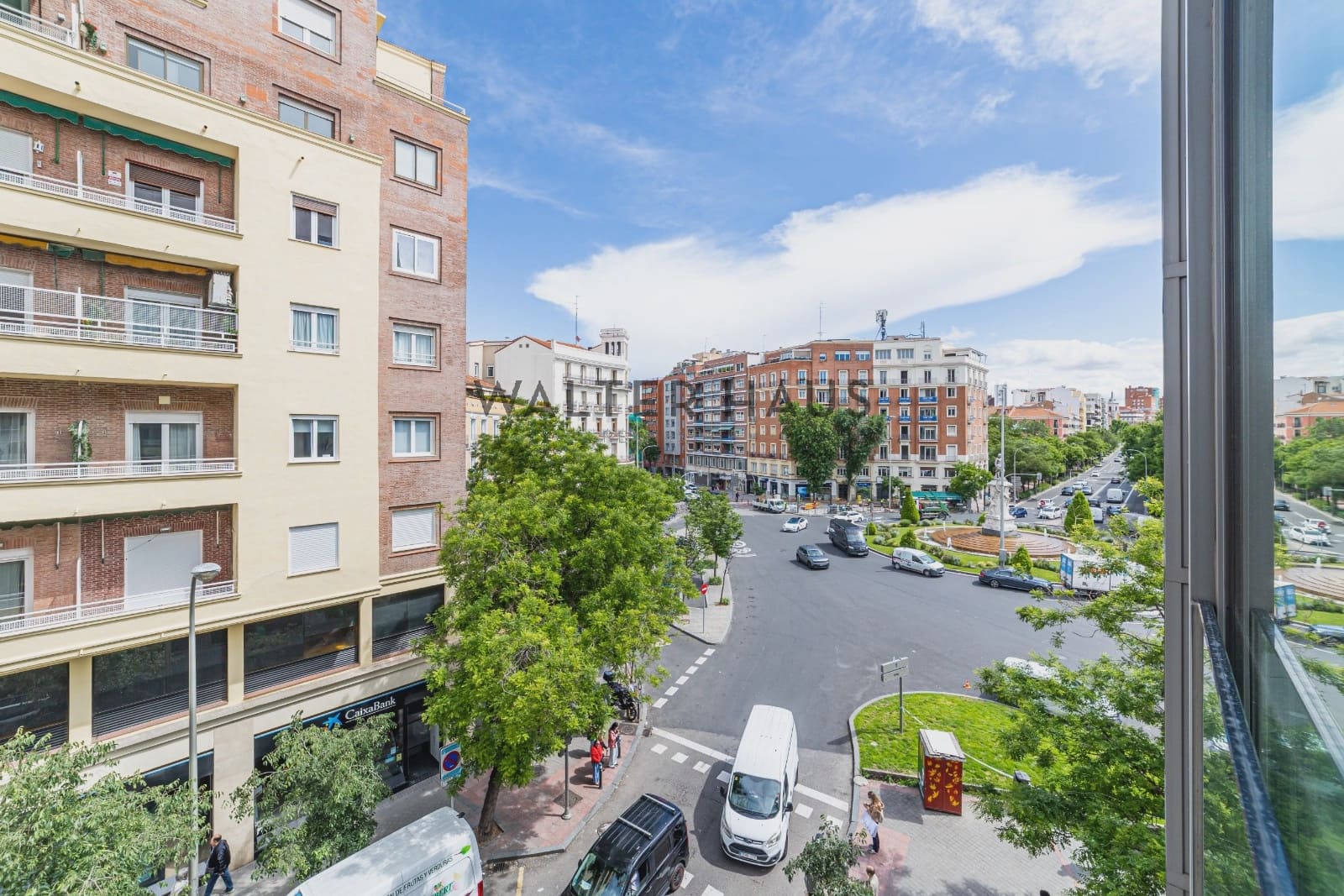 2 bedroom Flat for sale in Madrid city - € 949,000 (Ref: 9832764)