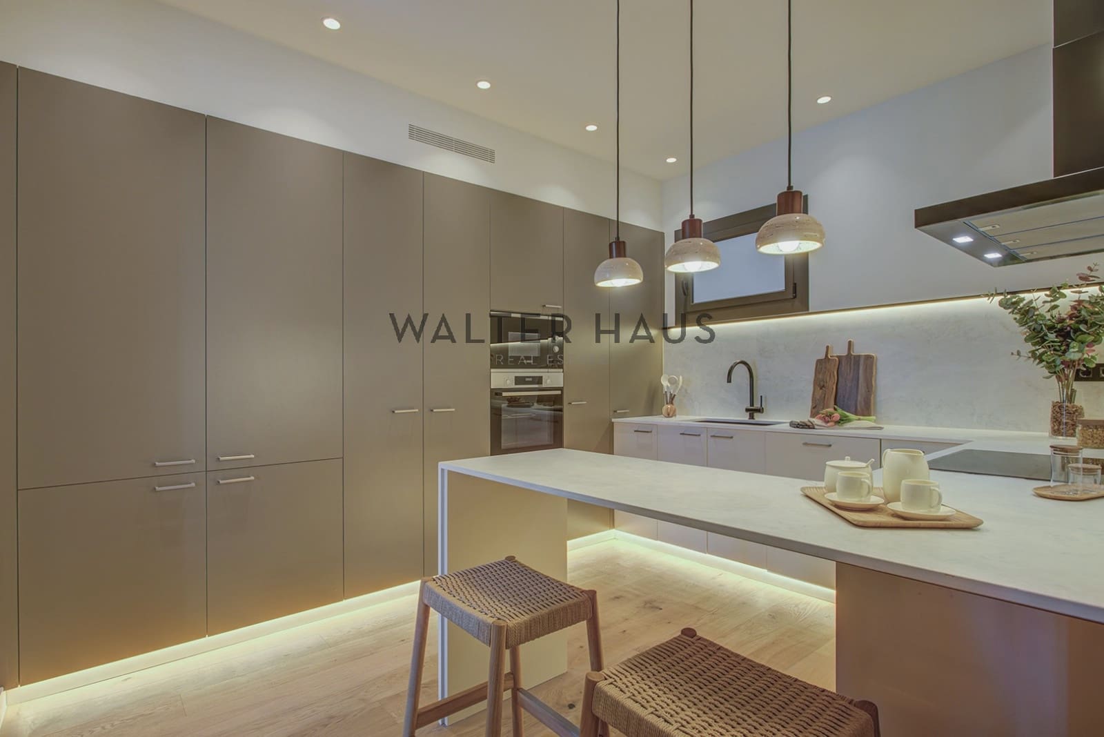 4 makuuhuone Asunto myytävänä paikassa Barcelona kaupunki - 1 390 000 € (Ref: 9832902)