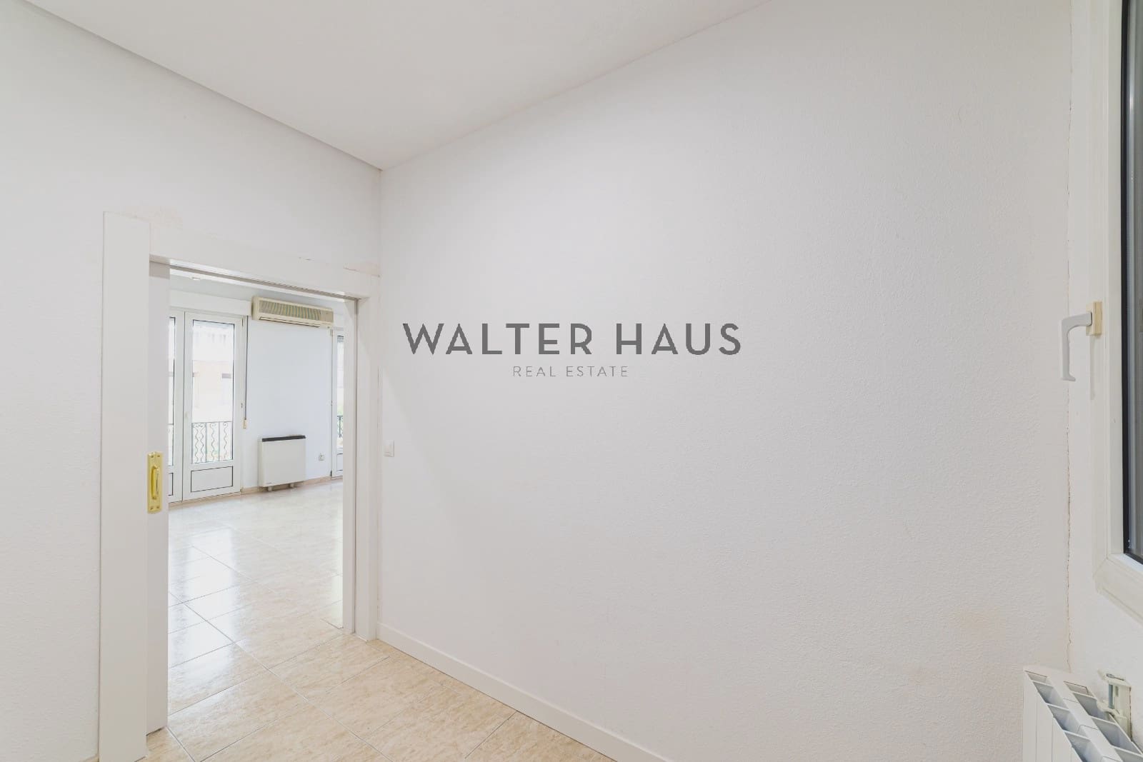 3 bedroom Flat for rent in Madrid city - € 1,800 (Ref: 9833032)