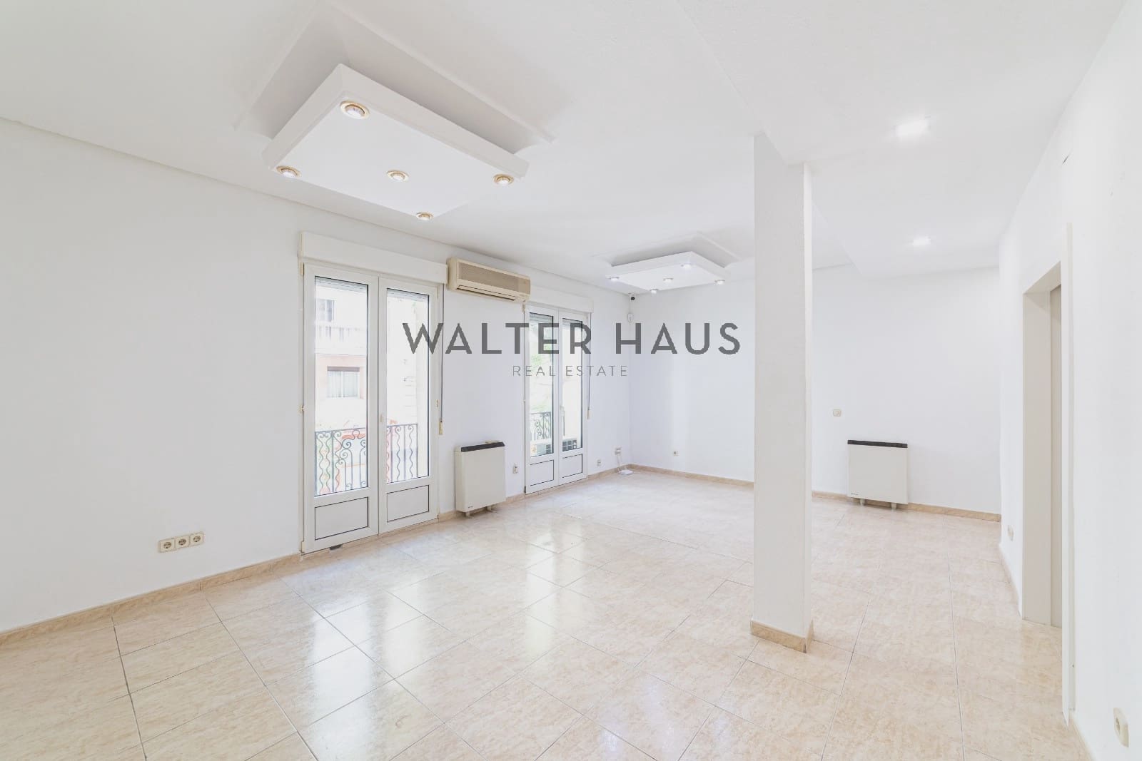 3 bedroom Flat for rent in Madrid city - € 1,800 (Ref: 9833032)