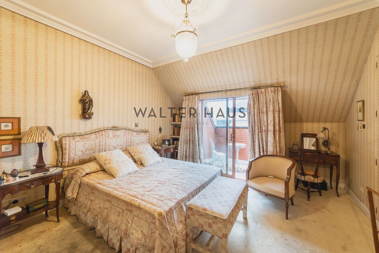 4 bedroom Penthouse for sale in Madrid city - € 4,200,000 (Ref: 9841429)