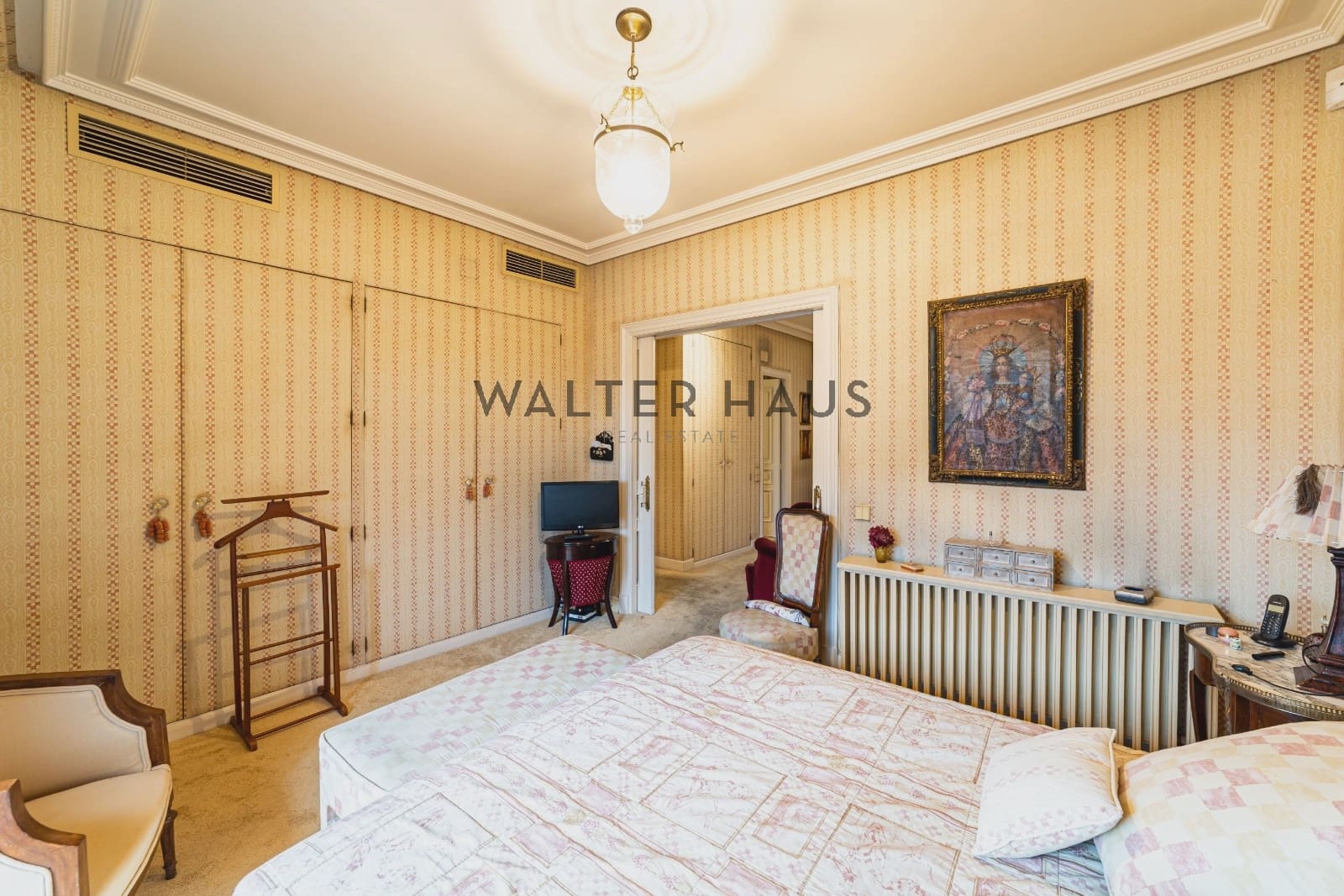 4 bedroom Penthouse for sale in Madrid city - € 4,200,000 (Ref: 9841429)