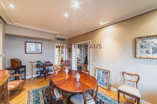 4 slaapkamer Penthouse te koop in Lista, Madrid stad - € 4.200.000 (Ref: 9841429)
